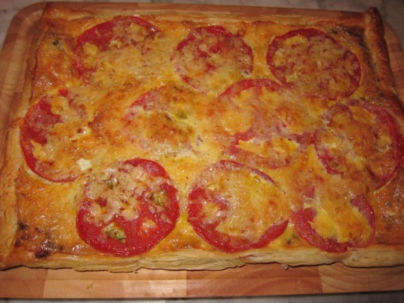 Peinture Gris Et Rouge Chambre : Tarte aux Tomates, Pesto Rouge & Gruyère La Classe de CuisineLa Peinture Gris Et Rouge Chambre : Tarte aux Tomates, Pesto Rouge & Gruyère La Classe de CuisineLa