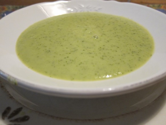 Soupe Glacée aux Courgettes et Fromage Frais