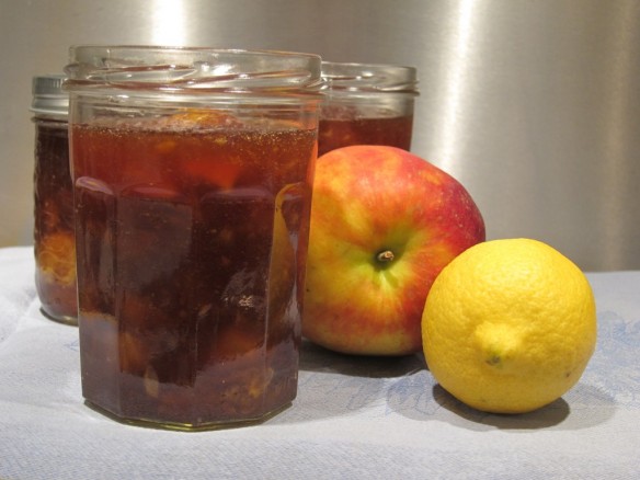 Apple Jam with Lemon & Honey