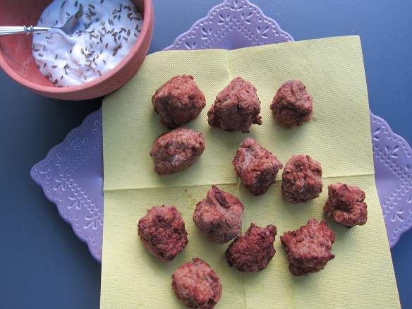 Petites Boules à l'Aubergine