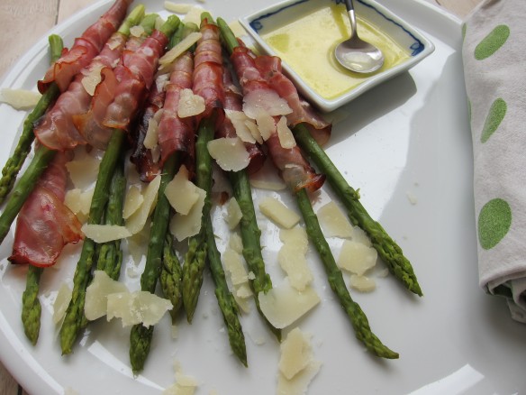 Asperges Lardées