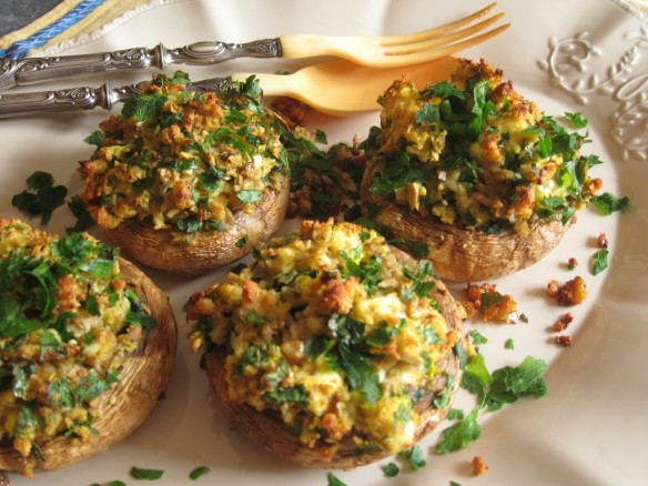 Goat Cheese and Herbs stuffed Mushrooms