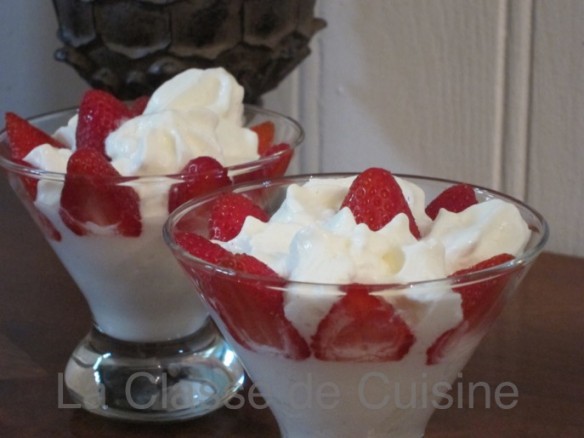 Yoghurt Mousse with Strawberries