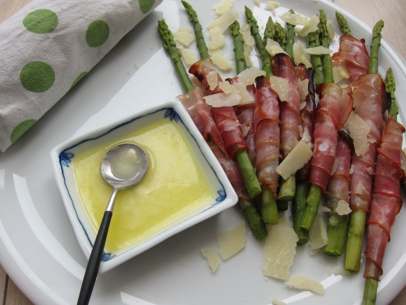 Grilled Asparagus and Pancetta