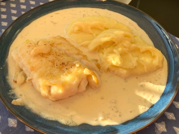 Cod Fillet with White Butter Sauce